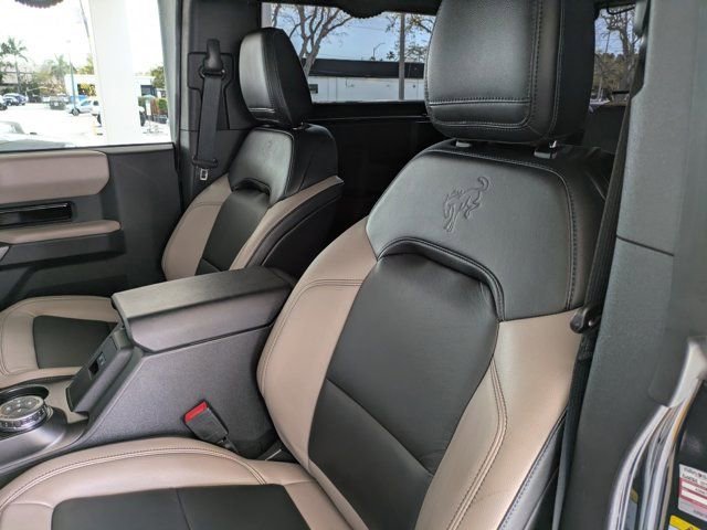 Used 2022 Ford Bronco Wildtrak image 16