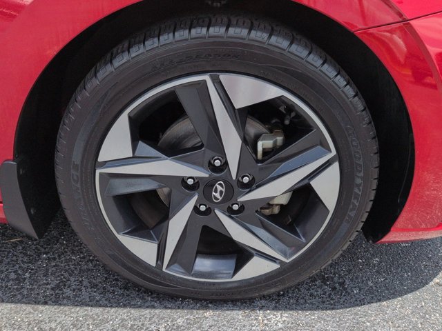 Used 2021 Hyundai Elantra Limited w/ Cargo Package FWD image 11