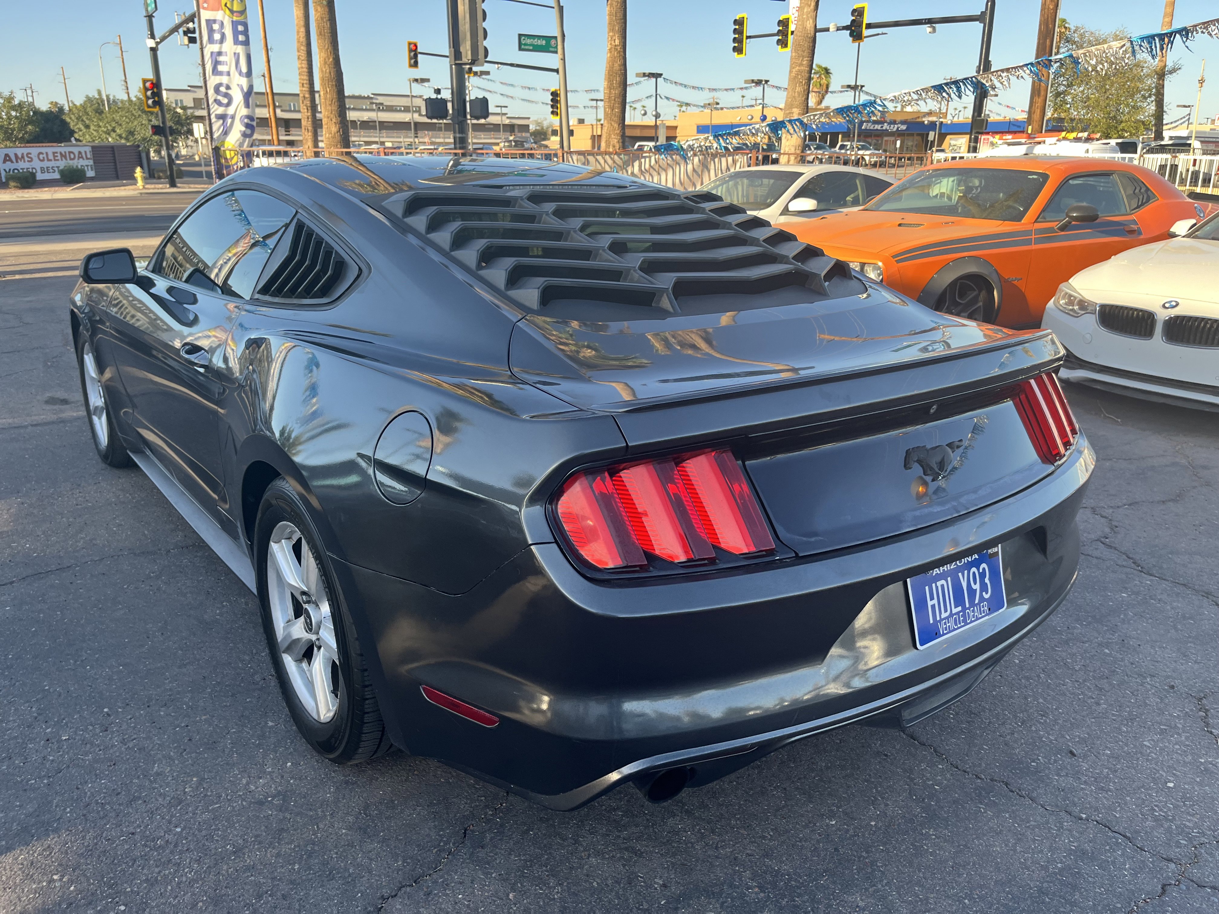 Used 2015 Ford Mustang Coupe RWD image 5