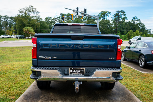 Used 2021 Chevrolet Silverado 1500 LTZ RWD image 5