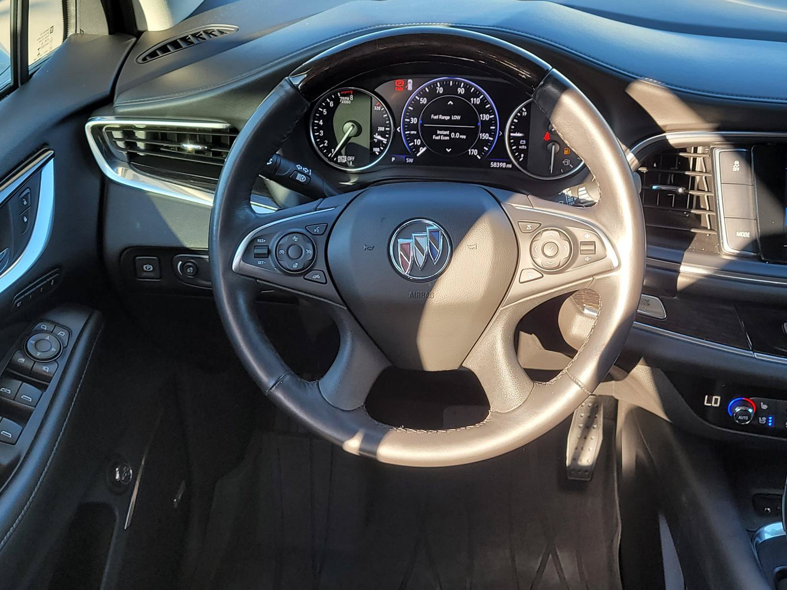 Used 2021 Buick Enclave Avenir w/ Avenir Technology Package FWD image 6