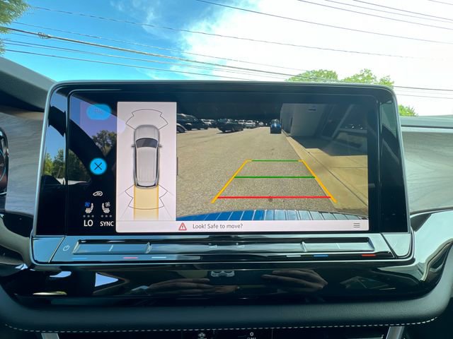 New 2026 Volkswagen Atlas SE image 17