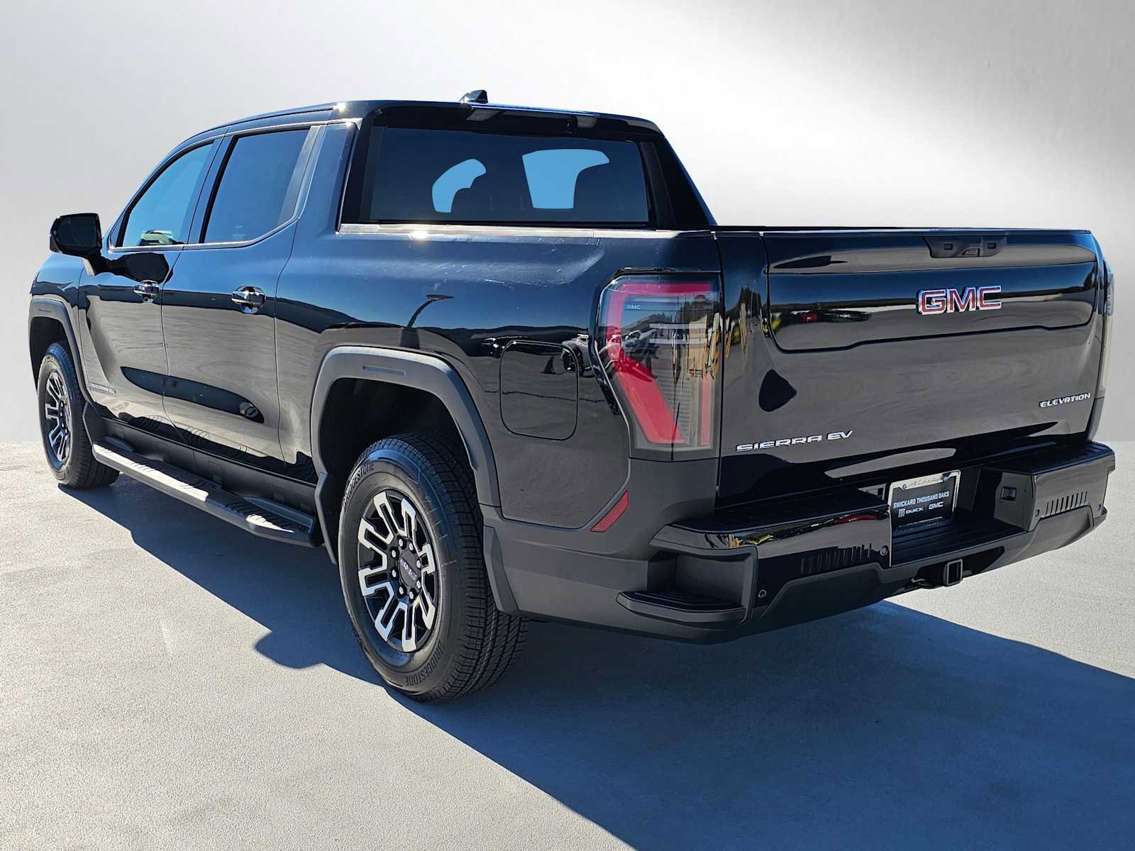 Used 2026 GMC Sierra EV Elevation AWD/4WD image 5
