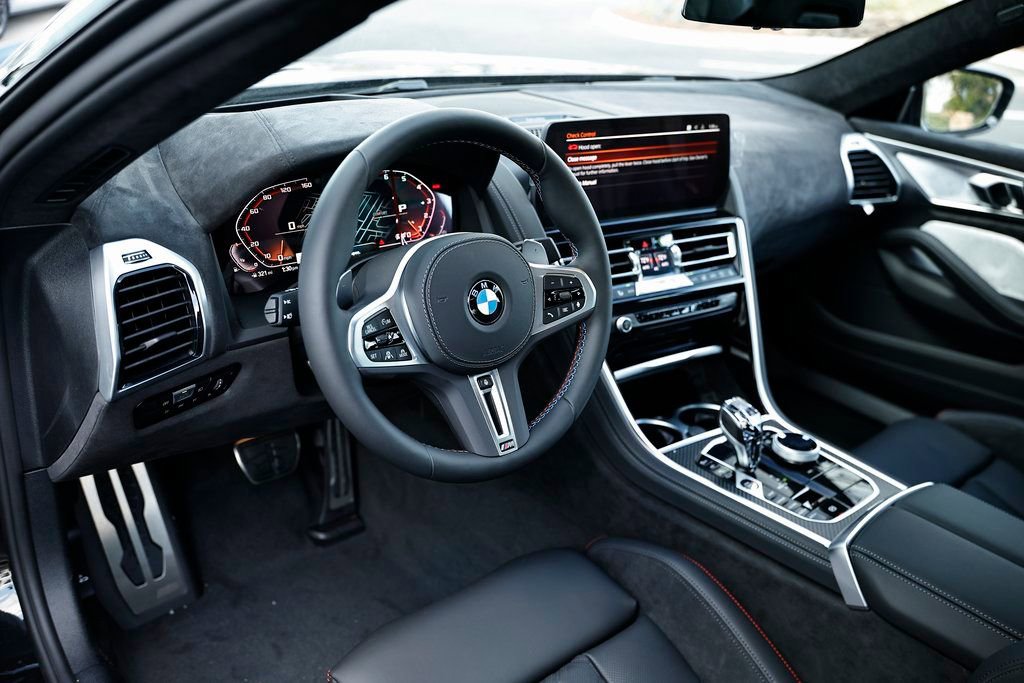 New 2026 BMW M850i xDrive image 18