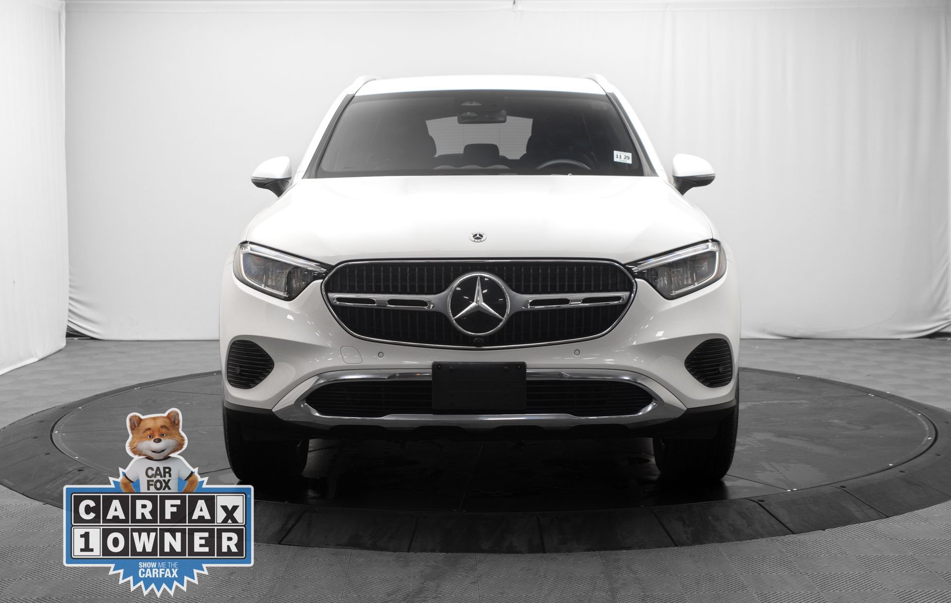 Used 2025 Mercedes-Benz GLC 300 4MATIC image 8