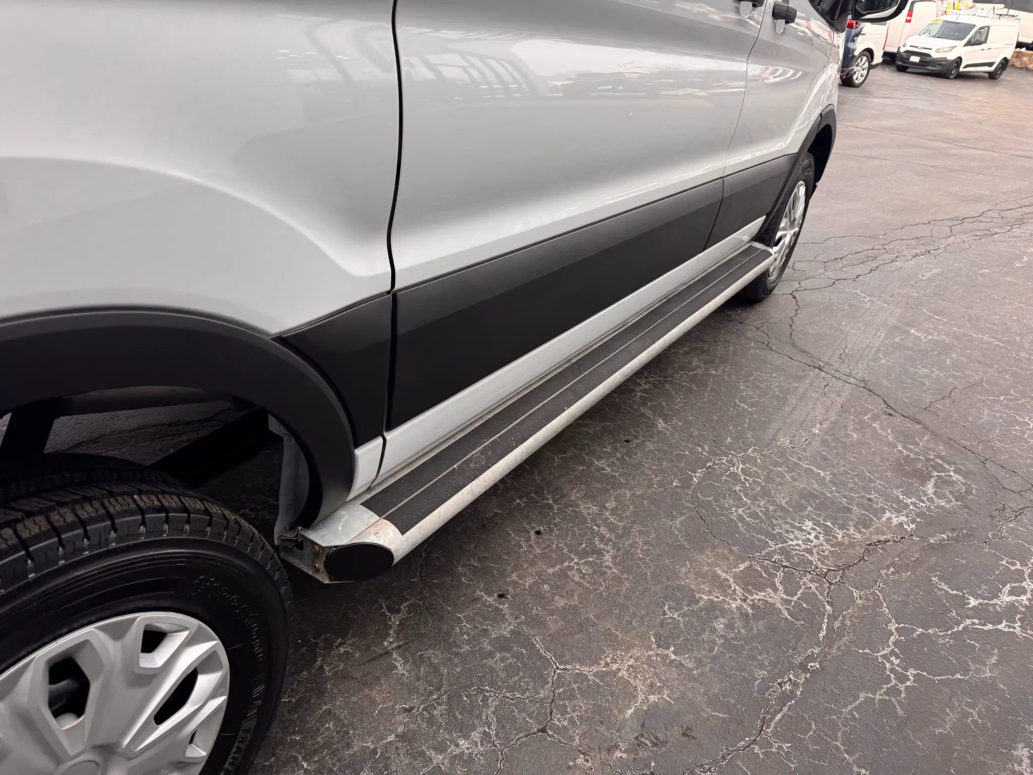 Used 2024 Ford Transit 250 Low Roof w/ Exterior Upgrade Package image 30