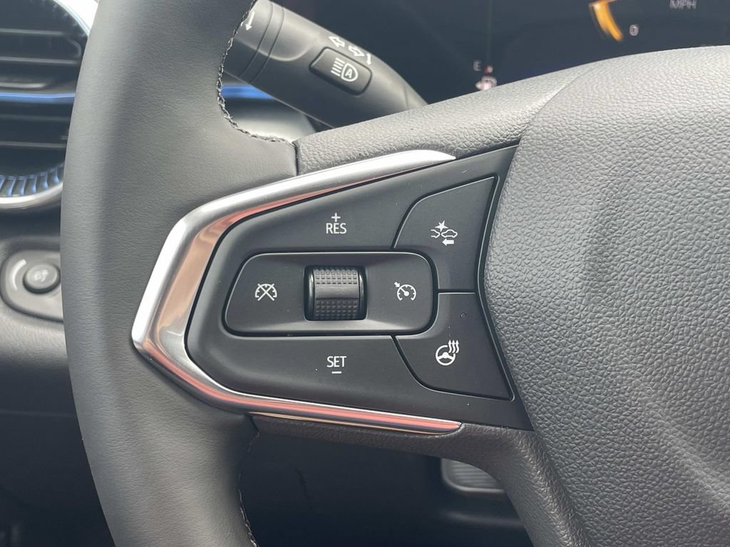 New 2026 Chevrolet Trax LT w/ Driver Confidence Package FWD image 24