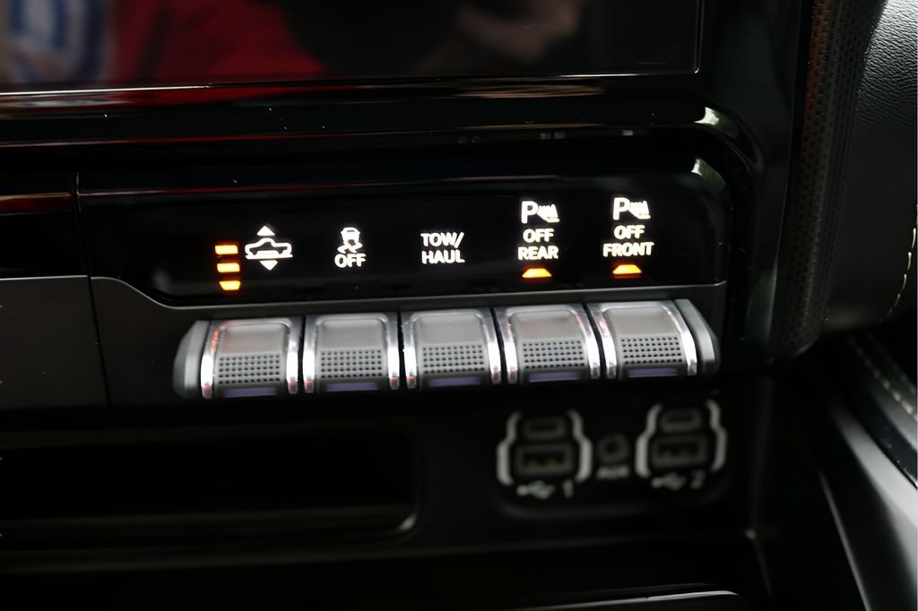 Used 2024 RAM 1500 Limited AWD/4WD image 29