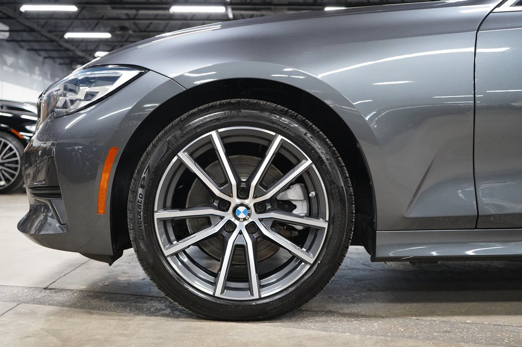 Used 2020 BMW 330i xDrive Sedan w/ Driving Assistance Package AWD/4WD image 36
