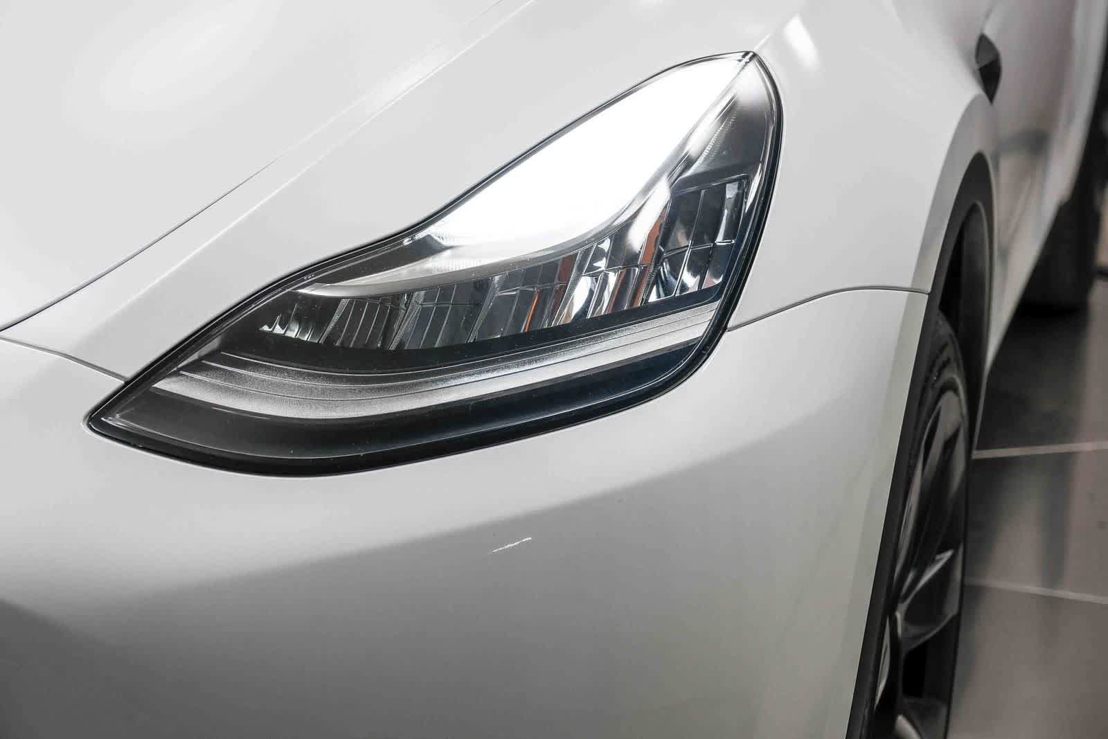 Used 2023 Tesla Model Y Long Range AWD/4WD image 12