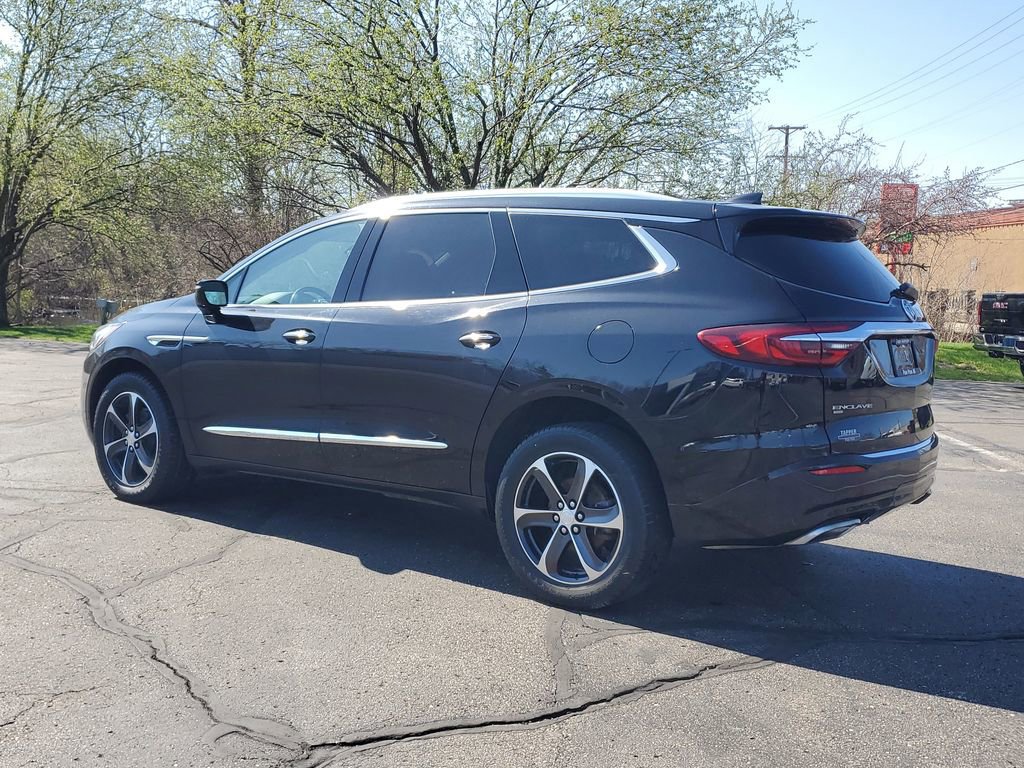 Used 2021 Buick Enclave Essence w/ Sport Touring Edition AWD/4WD image 4