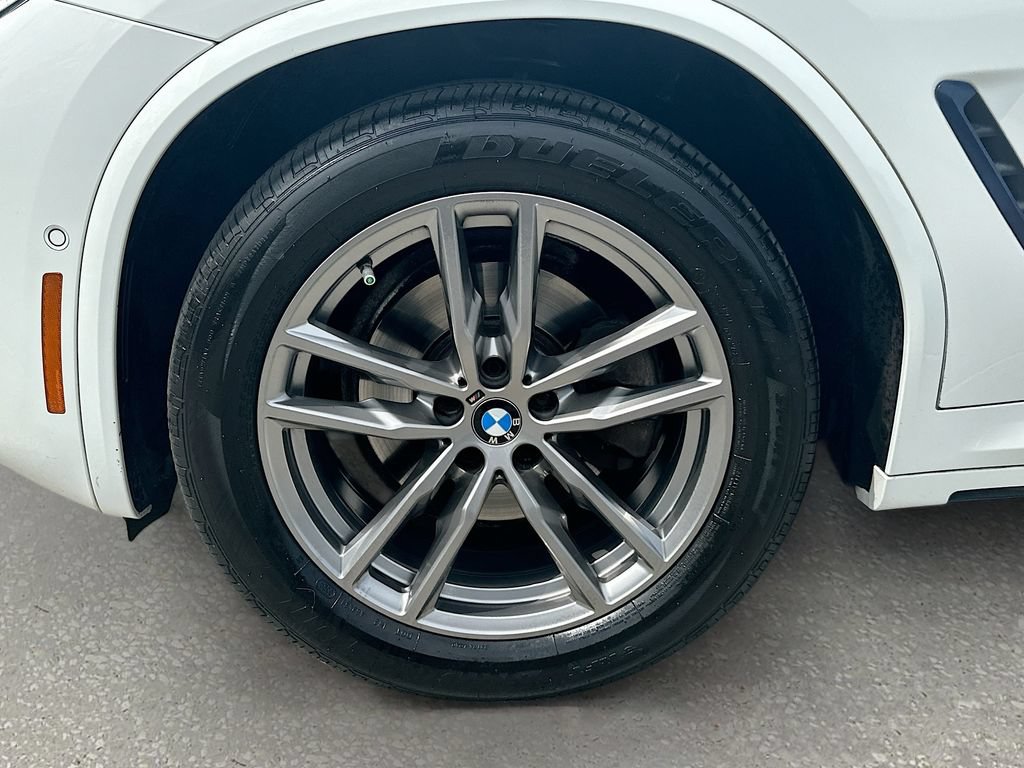 Used 2021 BMW X4 xDrive30i w/ M Sport Package AWD/4WD image 33