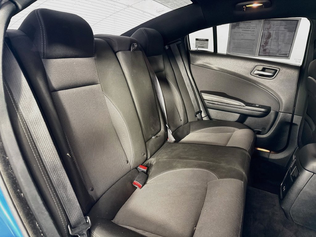 Used 2018 Dodge Charger SXT w/ Blacktop Package RWD image 30