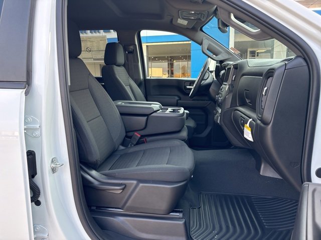 New 2025 Chevrolet Silverado 2500 Custom w/ Custom Value Package image 17