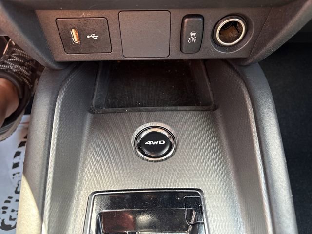 Used 2025 Mitsubishi Outlander Sport ES AWD/4WD image 17