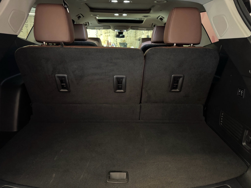 Used 2021 Buick Enclave Avenir w/ Avenir Technology Package FWD image 28
