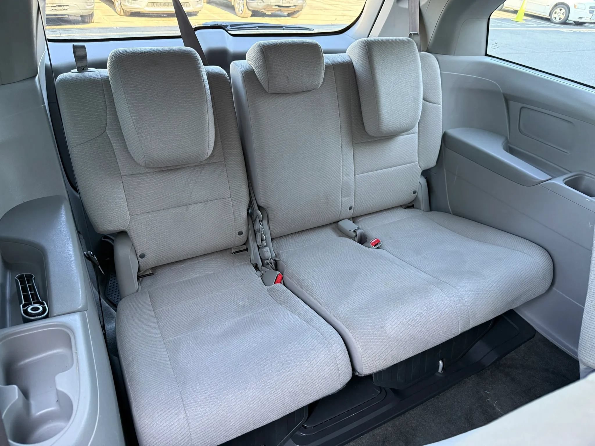 Used 2012 Honda Odyssey LX image 25