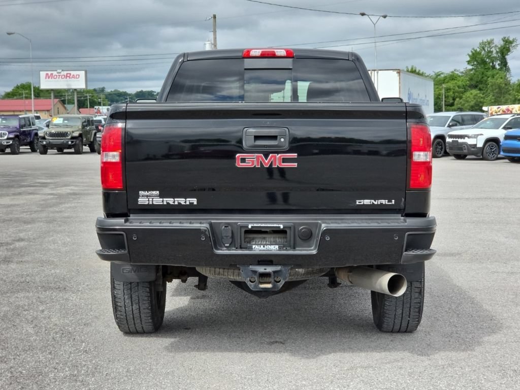 Used 2019 GMC Sierra 2500 Denali w/ Duramax Plus Package AWD/4WD image 6