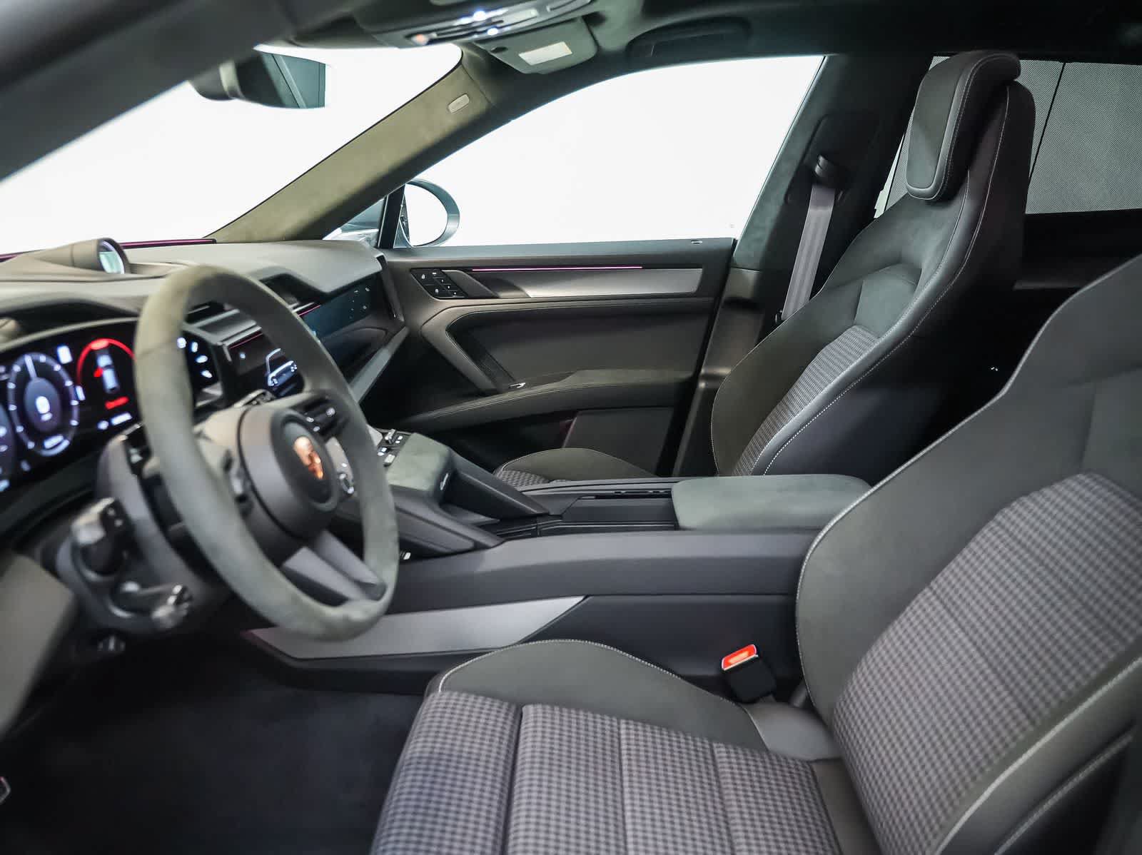 New 2026 Porsche Cayenne Electric AWD/4WD image 22