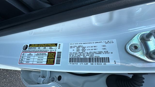 Used 2024 Toyota Tacoma SR5 AWD/4WD image 41