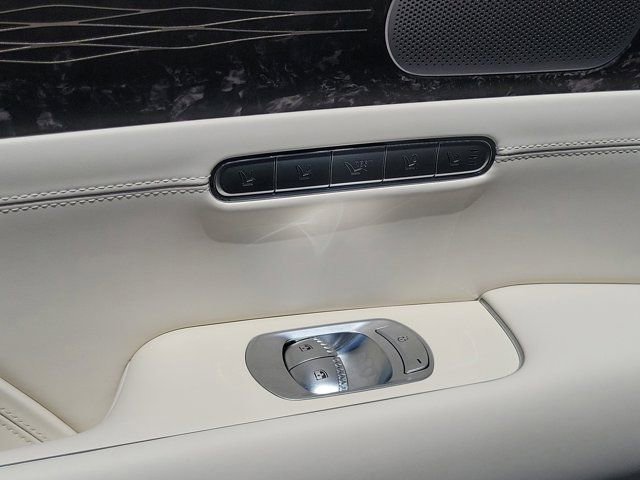 Used 2025 Genesis G90 3.5T image 12