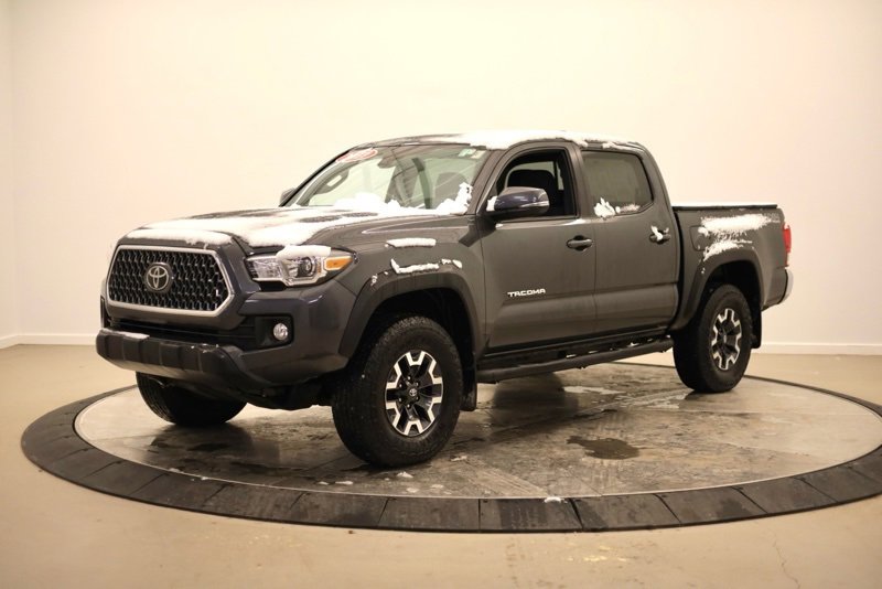 Used 2019 Toyota Tacoma TRD Off-Road w/ Four Season Floor Mat Package image 7