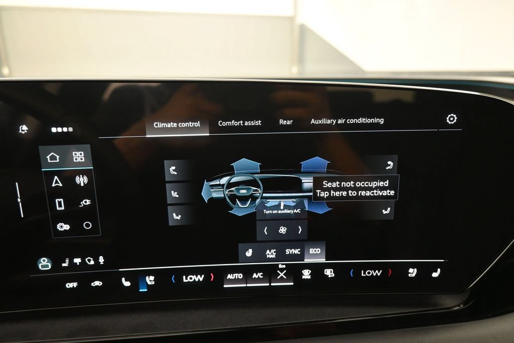 Used 2025 Audi Q6 e-tron Premium Plus w/ Premium Plus AWD/4WD image 13