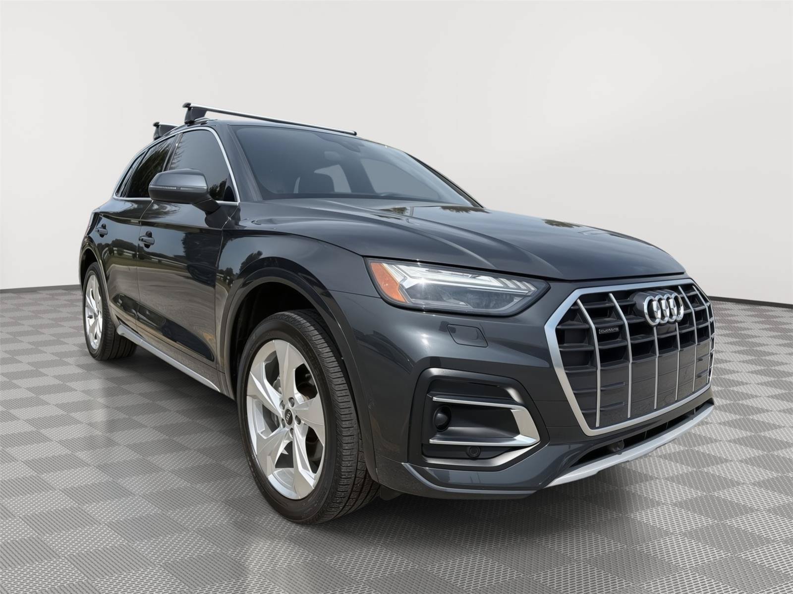 Used 2021 Audi Q5 Prestige w/ Prestige Package AWD/4WD image 7