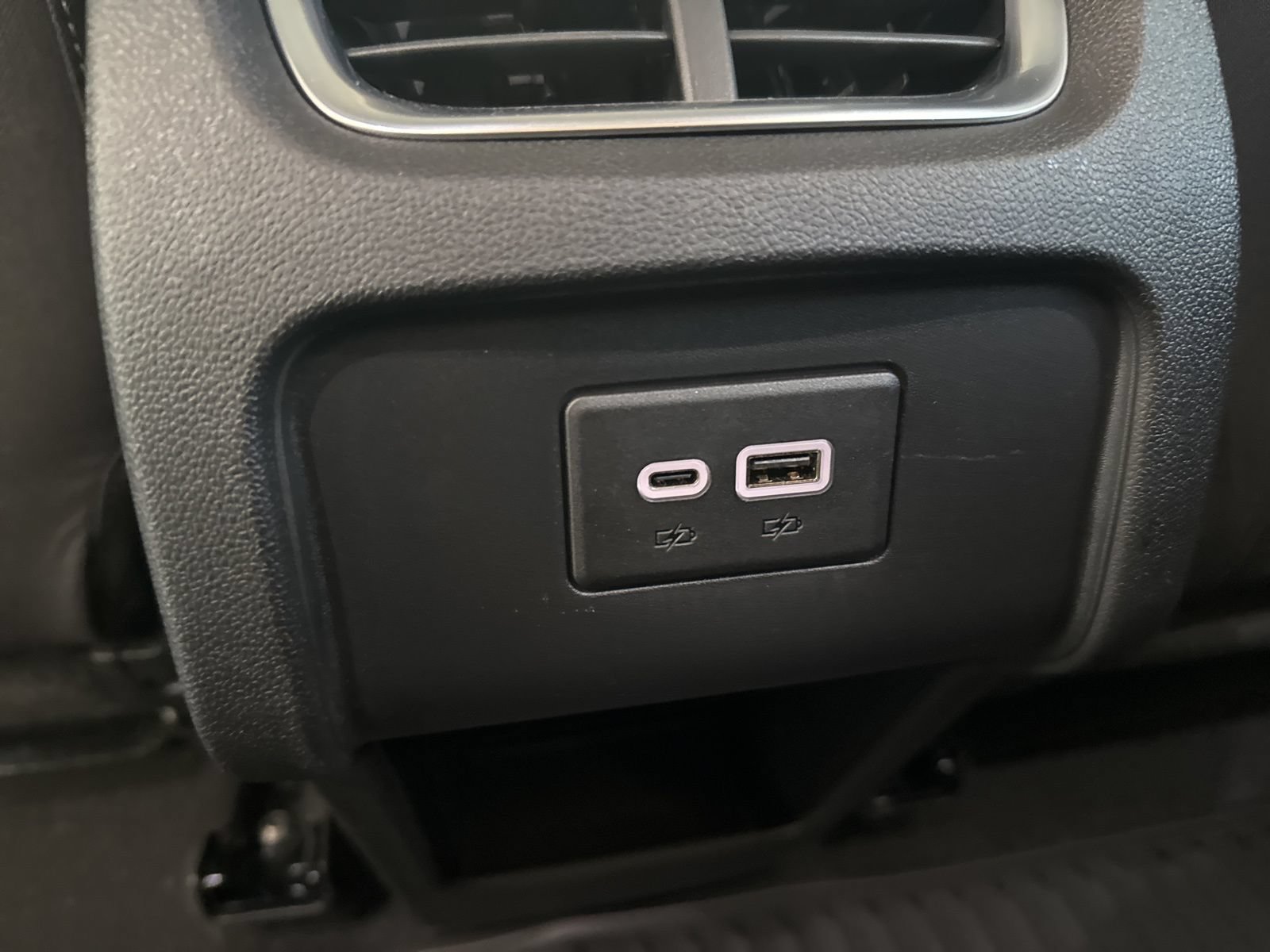 New 2026 Chevrolet Blazer LT w/ Convenience Package FWD image 14