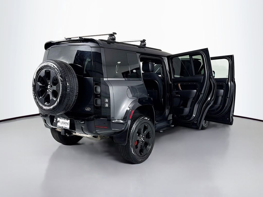 Used 2022 Land Rover Defender 110 X AWD/4WD image 28