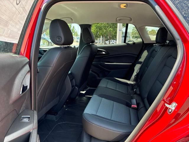 New 2026 Chevrolet Trax LT w/ Driver Confidence Package FWD image 8