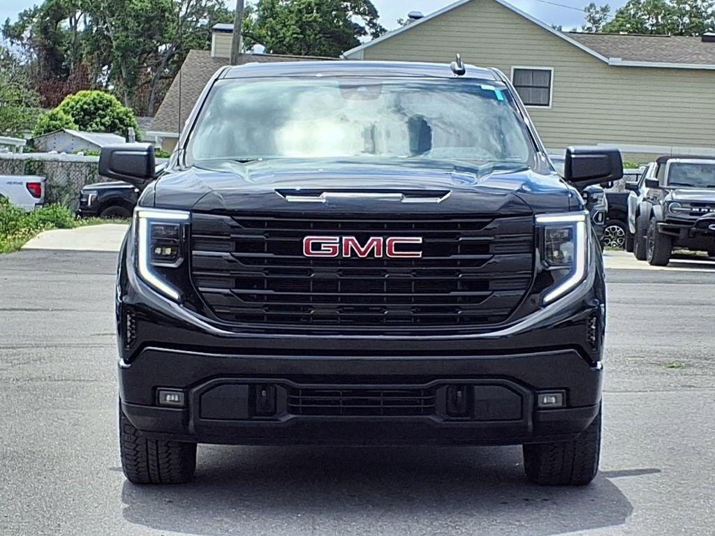 Used 2024 GMC Sierra 1500 Elevation image 2