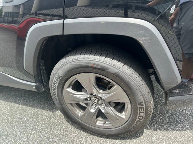 Used 2024 Toyota RAV4 XLE FWD image 6