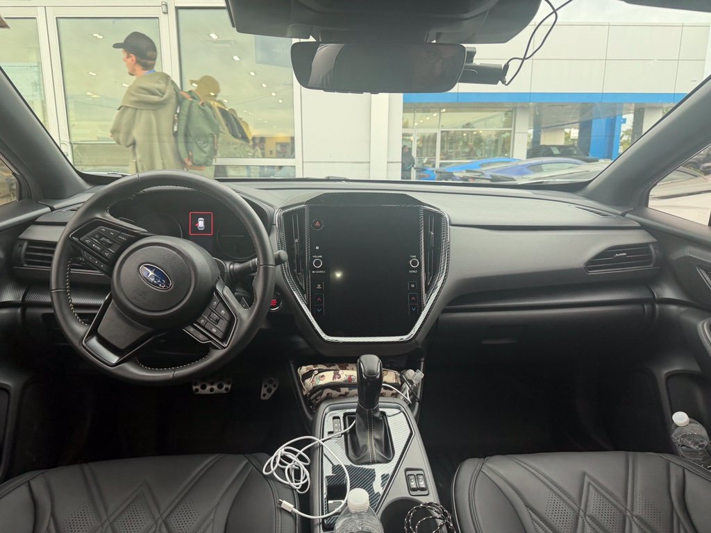 Used 2025 Subaru Crosstrek 2.5i Sport AWD/4WD image 6