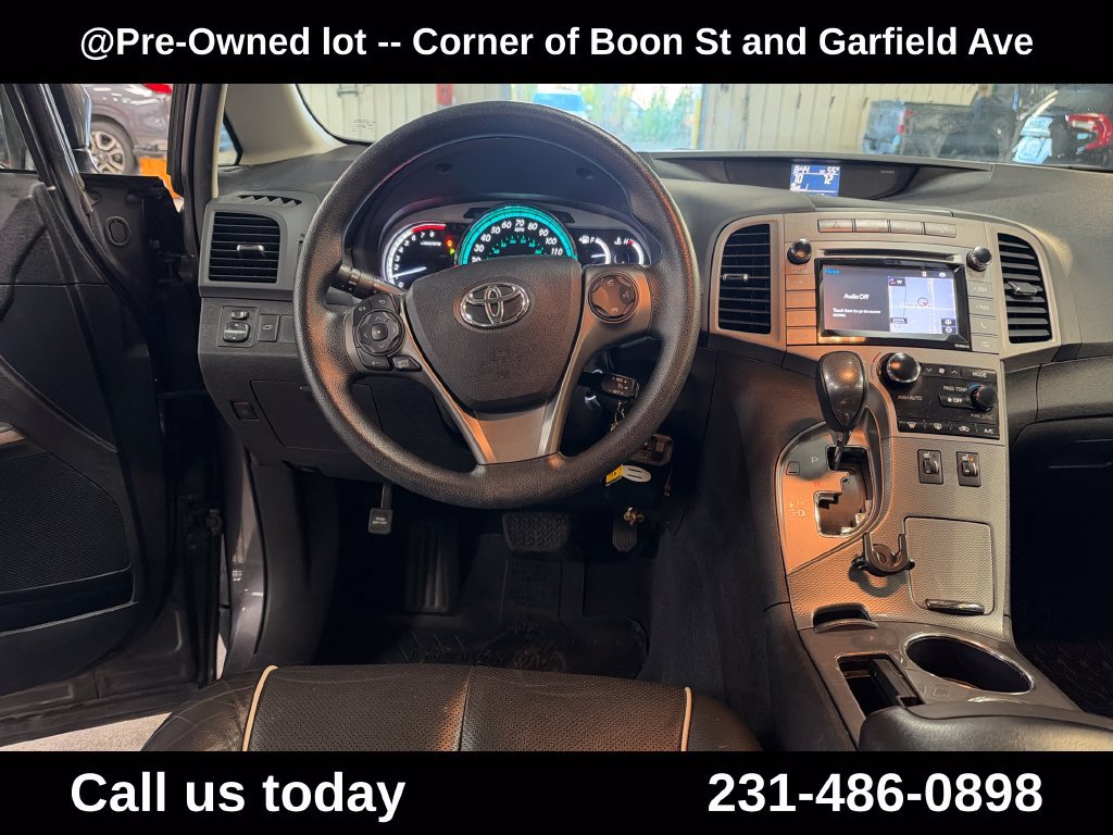 Used 2015 Toyota Venza AWD image 16