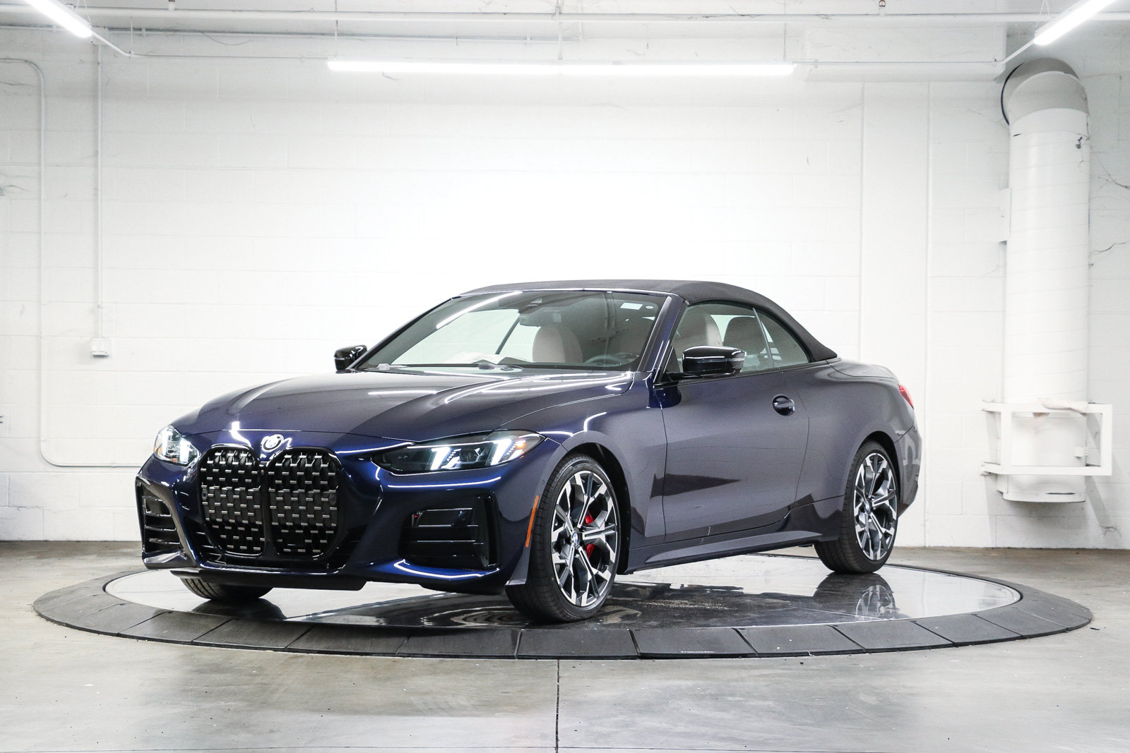 New 2027 BMW 430i Convertible w/ M Sport Package RWD image 4