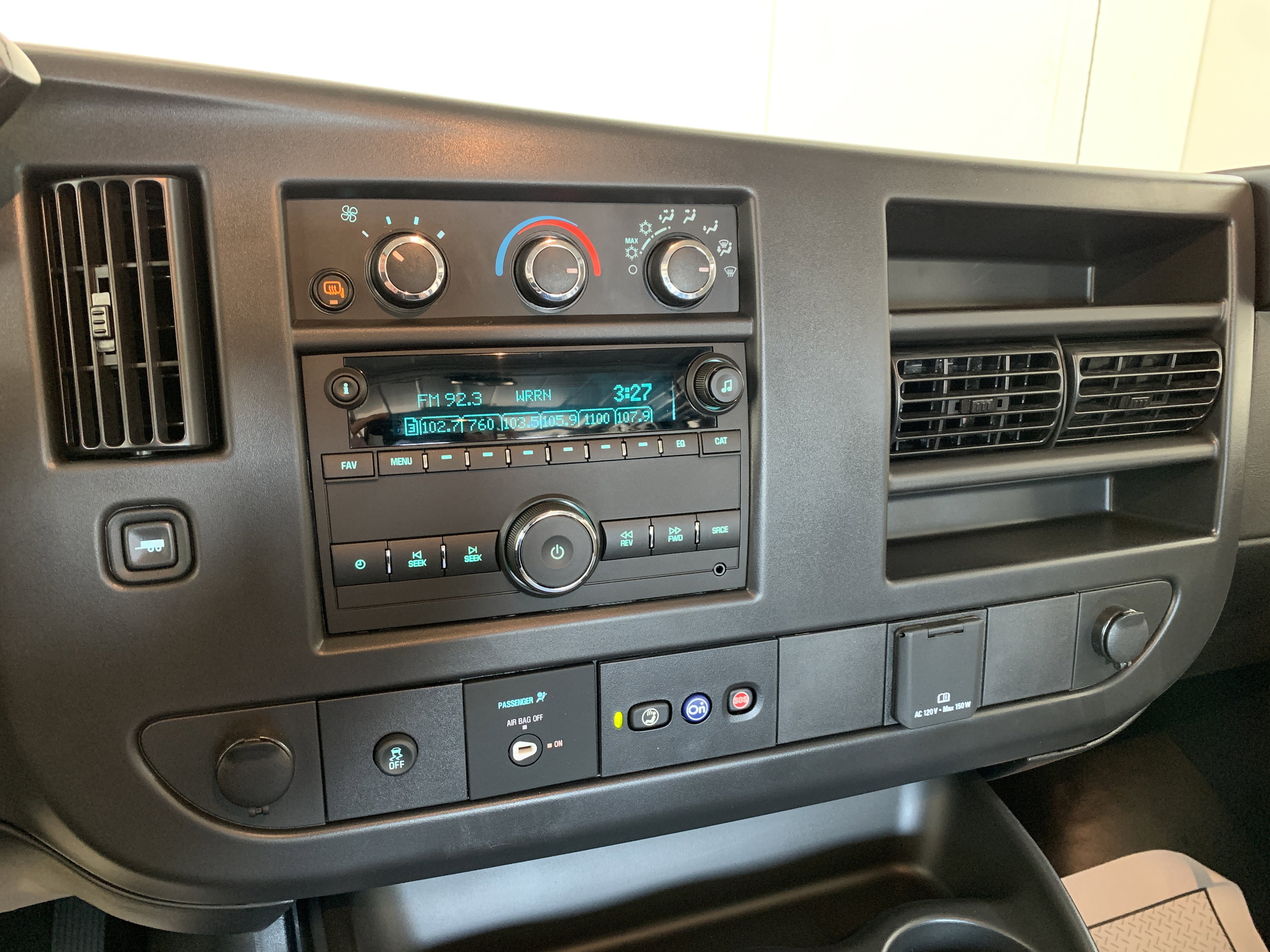 New 2025 Chevrolet Express 2500 image 20