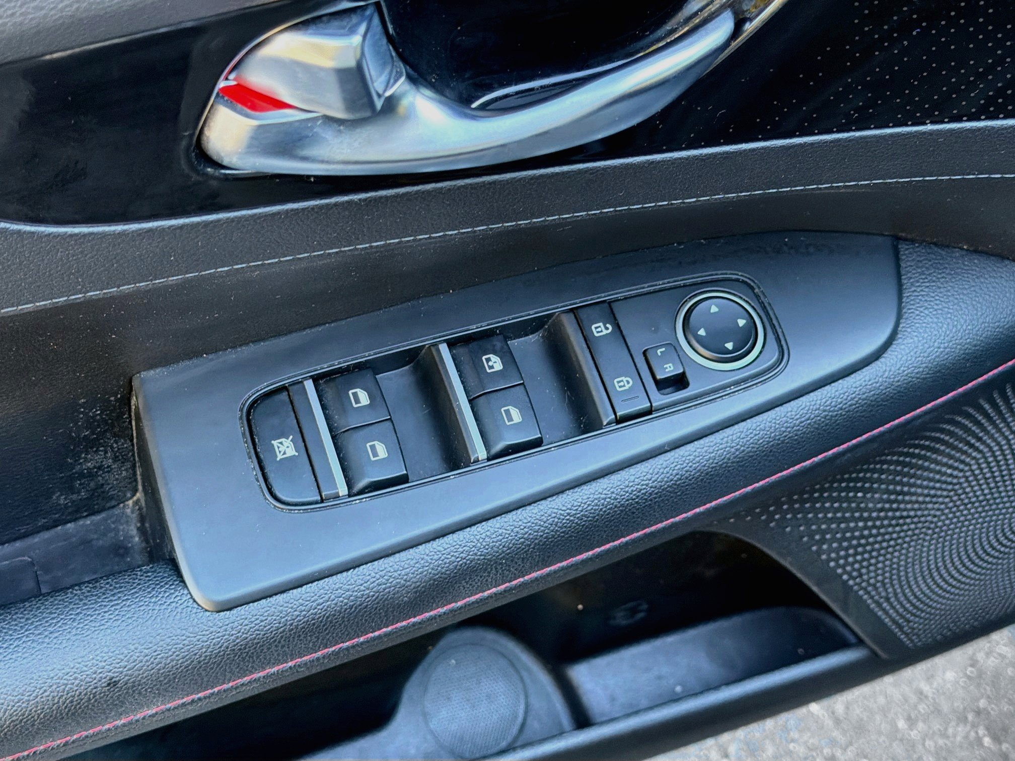 Used 2023 Kia Forte GT w/ GT2 Package FWD image 15