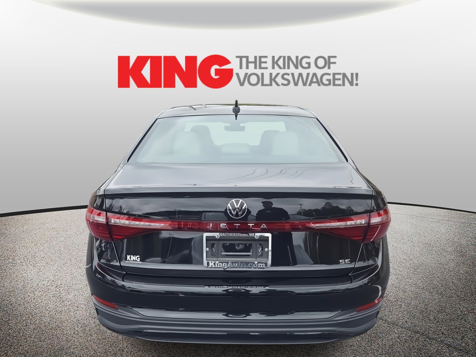 Certified 2025 Volkswagen Jetta SE w/ Sunroof Package image 6