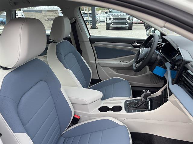 New 2026 Volkswagen Jetta SE image 9