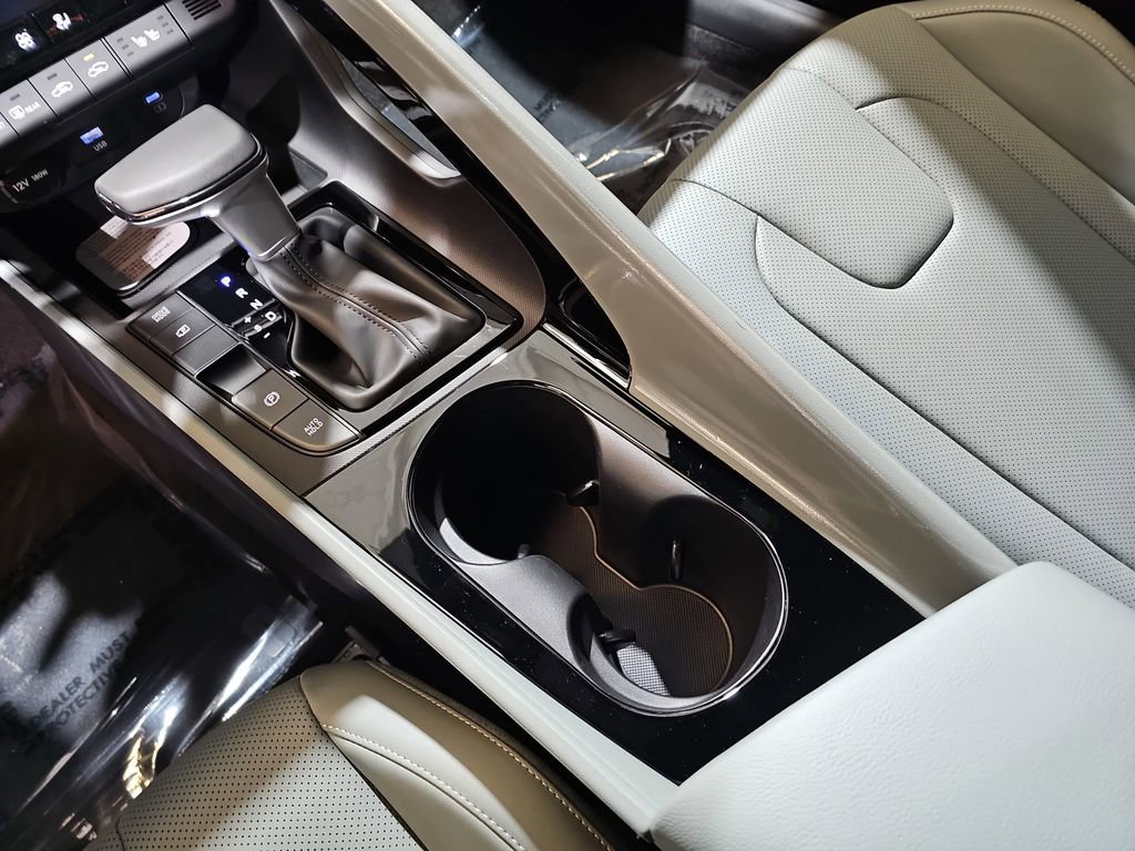 New 2026 Hyundai Elantra Limited image 24