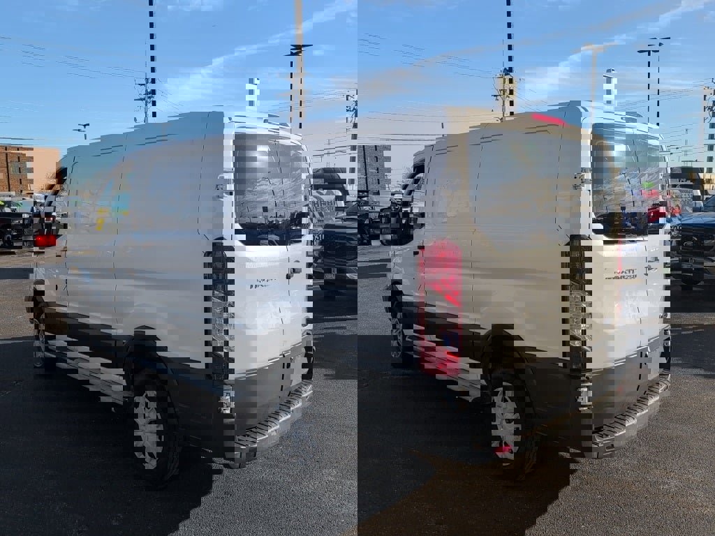 Used 2018 Ford Transit 250 130 Low Roof w/ Exterior Upgrade Package image 6