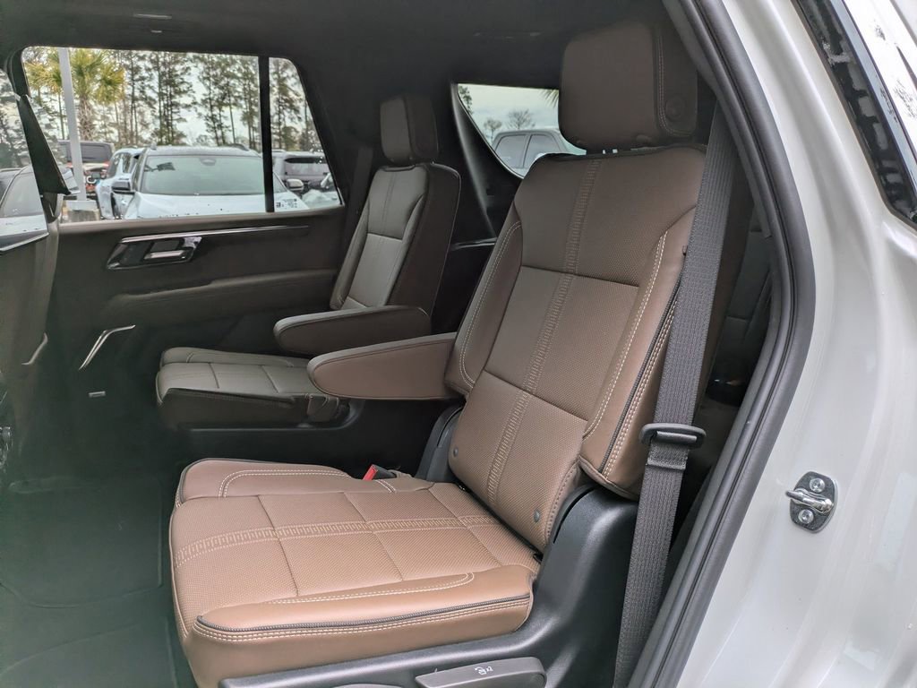 New 2025 Chevrolet Tahoe High Country image 15