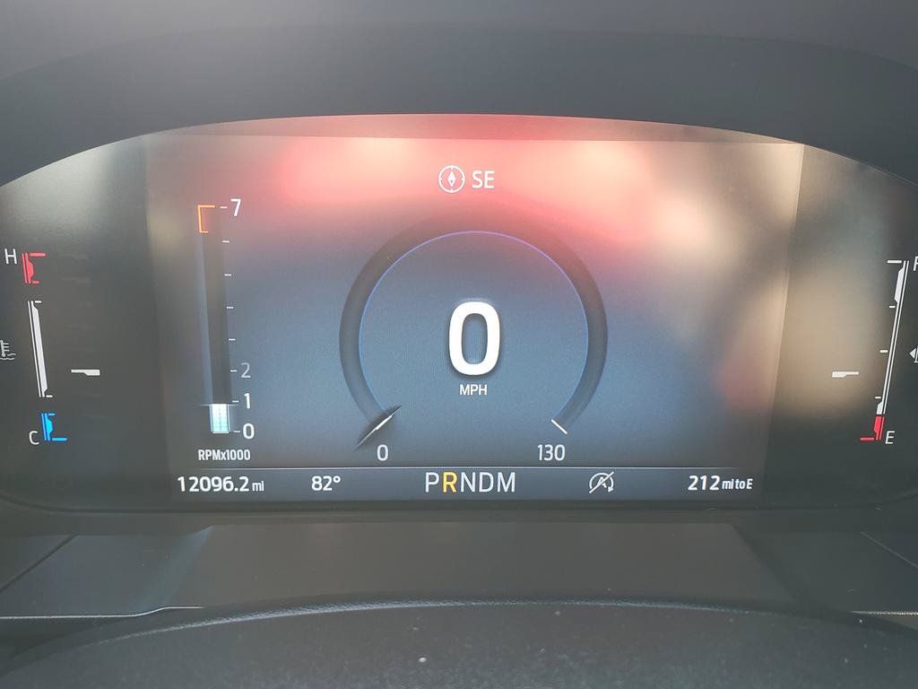 Used 2025 Ford Maverick Lobo AWD/4WD image 27