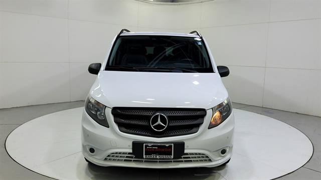 Used 2016 Mercedes-Benz Metris Passenger image 2