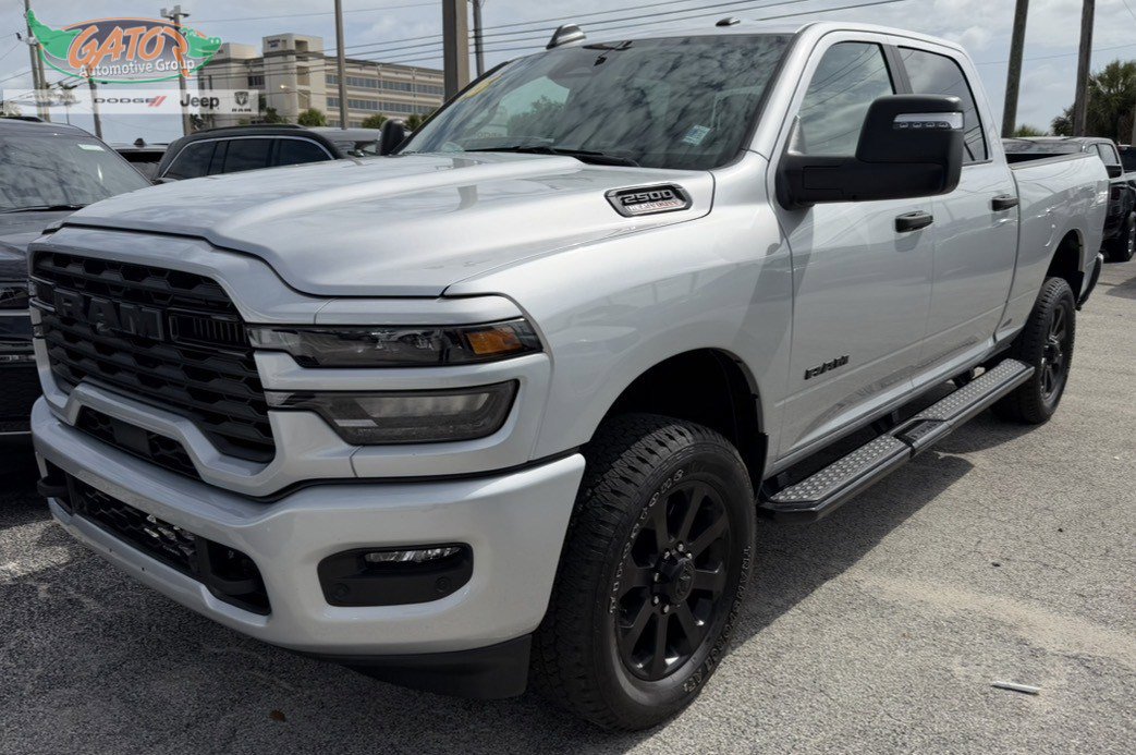 Used 2026 RAM 2500 Big Horn AWD/4WD image 1