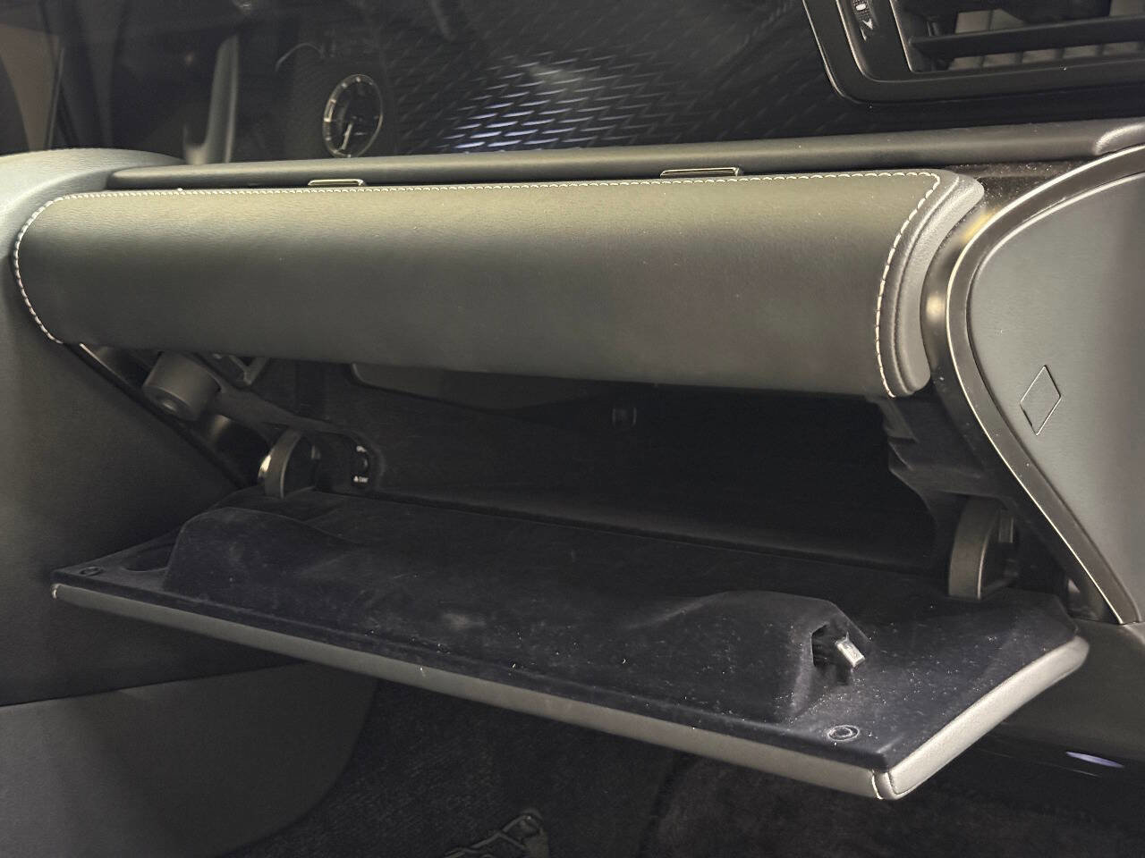 Used 2018 Lexus LC 500 Coupe w/ Touring Package image 30