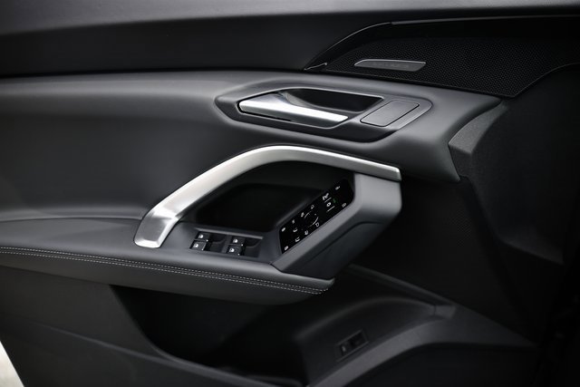 New 2025 Audi Q5 Premium Plus image 14