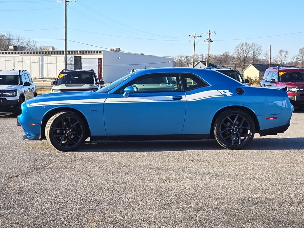 Certified 2019 Dodge Challenger R/T w/ Plus Package RWD image 4