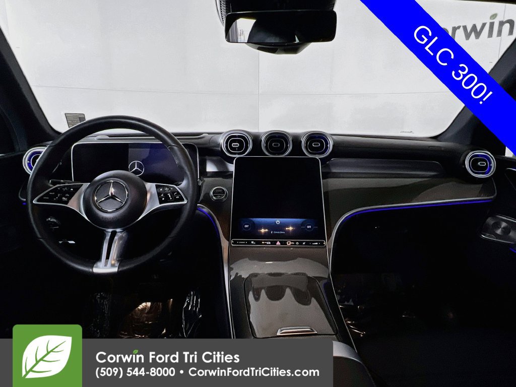 Used 2023 Mercedes-Benz GLC 300 4MATIC image 7